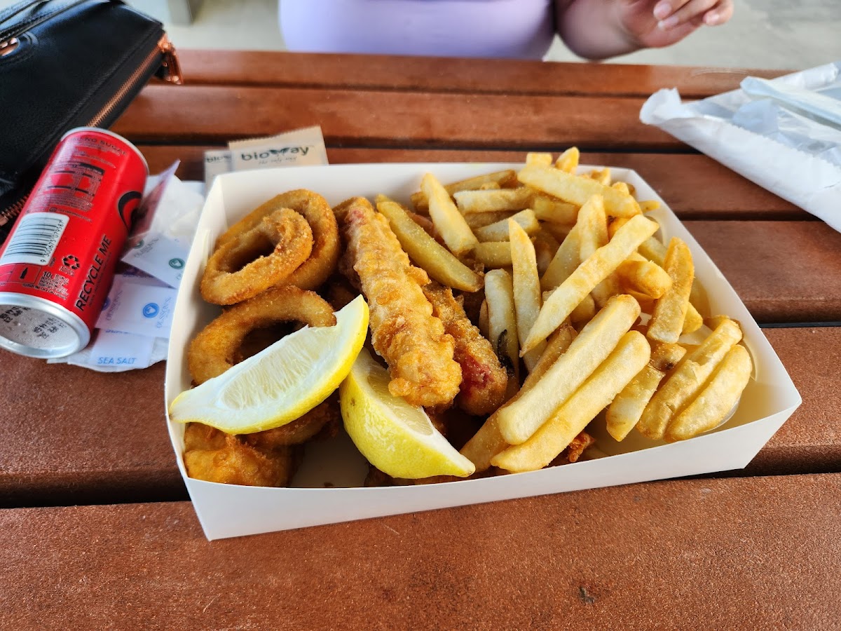 Salt Mine Fish & Chips Photo 5